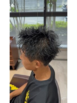 ラテ(LATTE) スパイキーショート