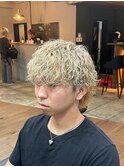 禁断のハイトーン×波巻きパーマ
