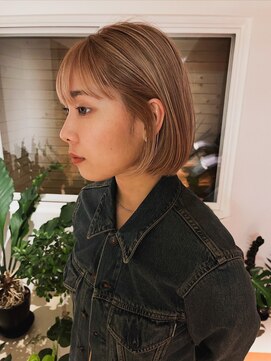 コーナー(corner) ボブ×ベージュ