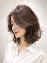 ロビー 青山(ROBBY)&nbsp;レイヤー/ミディアムレイヤー/ミディアム/10代20代30代/表参道
