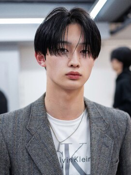 アンサー 原宿(ANSWER) メンズ髪質改善縮毛矯正シースルーセンターパート韓流ヘア