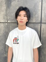 フッズ(HOODS)&nbsp;サーフカール/フェザーパーマ/センターパートミディアム