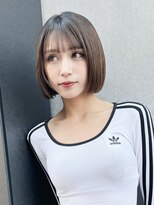 ミモザワークス ヘアアレンジ&nbsp;大人ボブ切りっぱなしボブレイヤーボブ外ハネボブくびれボブ