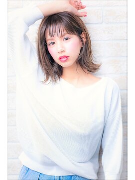 ソア 武蔵小杉(SOAR) 夏のイメチェン！耳かけした毛先パーマにフォギーベージュカラー