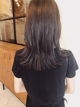 アリスバイアフロート 自由が丘(ALICe by AFLOAT) くすみカラーレイヤーくびれミディフォギーベージュ