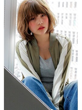 ロアー ヘアー ワメン(RAWR hair WaMen) ラフさと動きをプラス♪ミディウェーブ