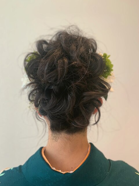 ルーズお団子ヘアー