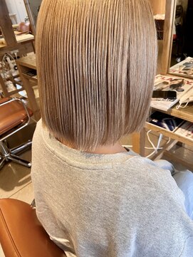 シザーズ(scissors) ミルクティーベージュ