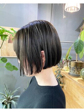 ルーシーバイパム 恵比寿(Lucy by PAM.) オリーブグレージュミニボブ