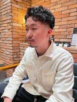 ローサムカットワークス(LOSOME CUT WORKS)&nbsp;フェードスキンフェードツーブロック刈り上げフェザーアップ