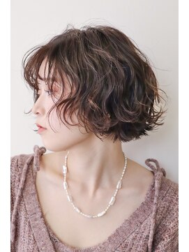 シスタ(SISTA) ミニボブウェーブパーマ大人ボブ/ピンクブラウン【自由が丘】