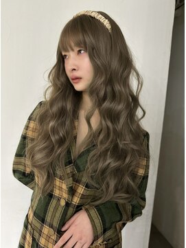 メゾンアクア 表参道(Maison ACQUA) ☆ブリーチなしダブルカラー オリーブ オリーブベージュ ボブ