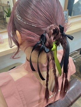 トーチ(torch) 個性派　リボンヘアアレンジ