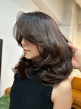 メリー オオサカ(Merly Osaka) 海外レイヤーカット/似合わせカット