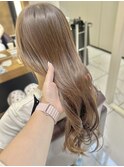 明るめオリーブベージュ/赤み消しカラー/透明感カラー