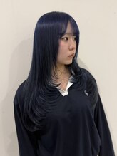 アロハナ 津店(ALOHANA) 韓国風レイヤーで動きをプラス。トレンドのネイビーブルー