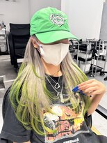 ボルド(Bordo) レイヤー×ホワイト×ライムグリーン裾カラー