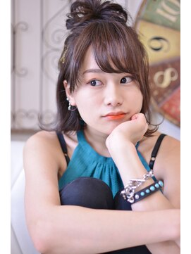 メイズ(MAZE) ボブのおだんごアレンジ【メイズ東中野・鍛原志行】