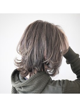 エフィル(efil.) 【efil. Hair design】コントラストデザインカラー