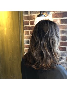 エイミー(Aimee) Aimee アッシュグラデーション