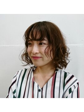 チチヘアーワークス(titi HAIR WORKS) パーマ風アレンジ