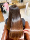 予約殺到！髪を傷ませたくない方専用美容室の傷まない縮毛矯正！