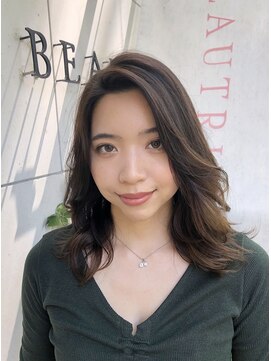 ビュートリアム 広尾(BEAUTRIUM) 前髪なし大人のセミロング×レイヤーカット