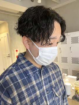 エリマ 調布(elima) 波巻きスパイラル/波巻きパーマ/センターパート/かき上げヘア