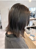 暗髪透明感カラーシアーグレージュ＊くびれミディアムヘア