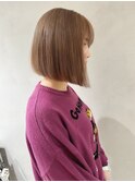30代40代前下がりボブ/ピンクベージュ/前髪あり