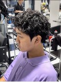 ベリーアップバングスパイキーショートツーブロック