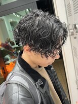 渋谷アップバングセンターパート波巻きスパイラルパーマツイスパ