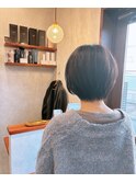 ショートボブ
