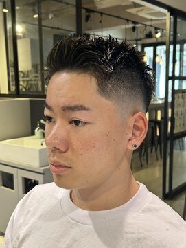 フランクス バーバー ウエストトウキョウ 吉祥寺店(FRANK’S BARBER WEST TOKYO) スパイキーショートブルーブラックフェザーパーマサーフカールY