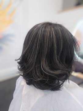 イリエ 川口(irier) 寒色系ハイライト