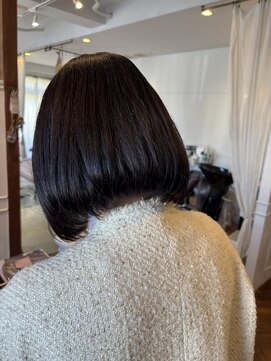 トリコ(trico) ヴィラロドラ 水素カラー ボブ