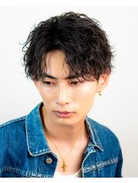 オーシャントーキョーオーバー 渋谷(OCEAN TOKYO OVER)&nbsp;波巻きツイストスパイラルセンターパートサーフカール刈り上げ