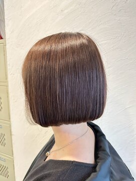 シロ(SiLO) ピタッとおさまる*まるみボブ