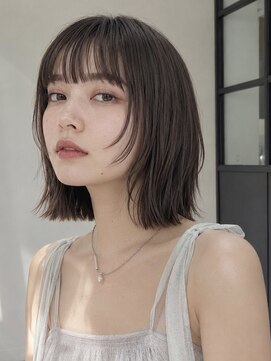 ユーフォリア 青山(Euphoria) ボブレイヤー 顔周りレイヤー グレージュカラー