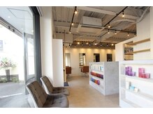 メンズカノエ 岡山店(Men's CANOE)の雰囲気（メンズカット/センターパート/高柳/岡山市北区/高柳）
