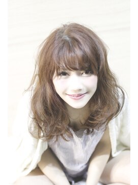 ウーロス(uros.) ラズミディー