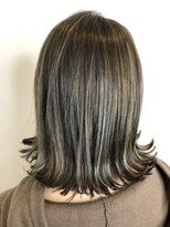 リルウ 阿倍野キューズモール(LILOU)&nbsp;無造作極細ハイライトアッシュ