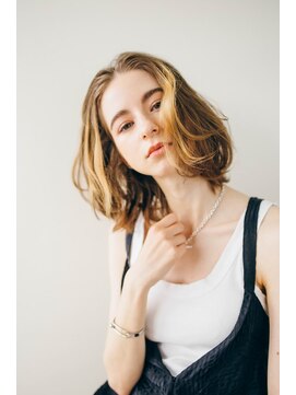 ピズム(PISM) Aラインボブ/ハイライト