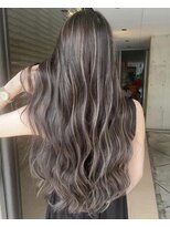 ヨロ 小岩(YOLO) ハイライトカラーミルクティーベージュケアブリーチダブルカラー