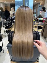 ジーナ  札幌大通(Zina)&nbsp;髪質改善＊艶髪ハイトーンストレート＊美髪【Zina 大通】