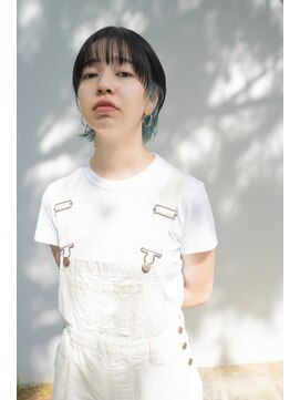 デビュー ヘアーメイク マッシュウルフ顔まわりカットインナーカラーイメチェンスタイル