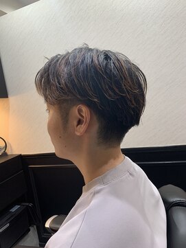 プラウド(PROUD) ショート/センターパート/30代/田町/床屋/理容室/ビジネスマン