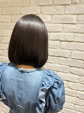 リビング(LiVing) 艶ボブ