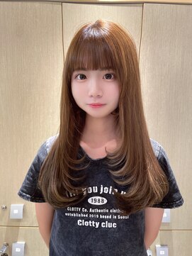 アウラ(aura) ぱっつん×レイヤーカット