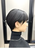 40代50代60代耳かけショート前髪なしハンサムショート白髪ぼかし